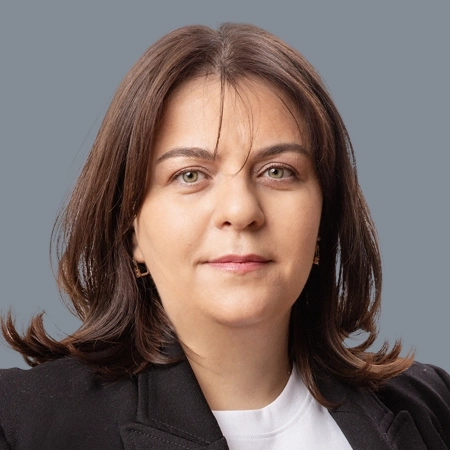 Headshot of Meri Meladze